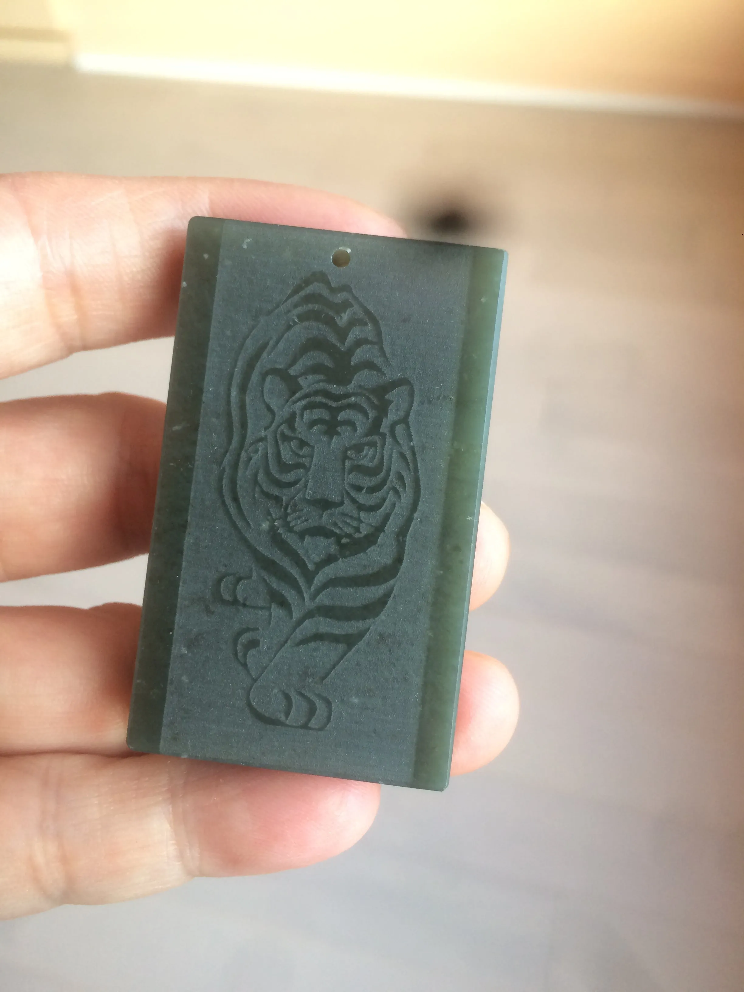 100% natural dark green/black nephrite Hetian jade (青玉) tiger safe and sound pendant J120