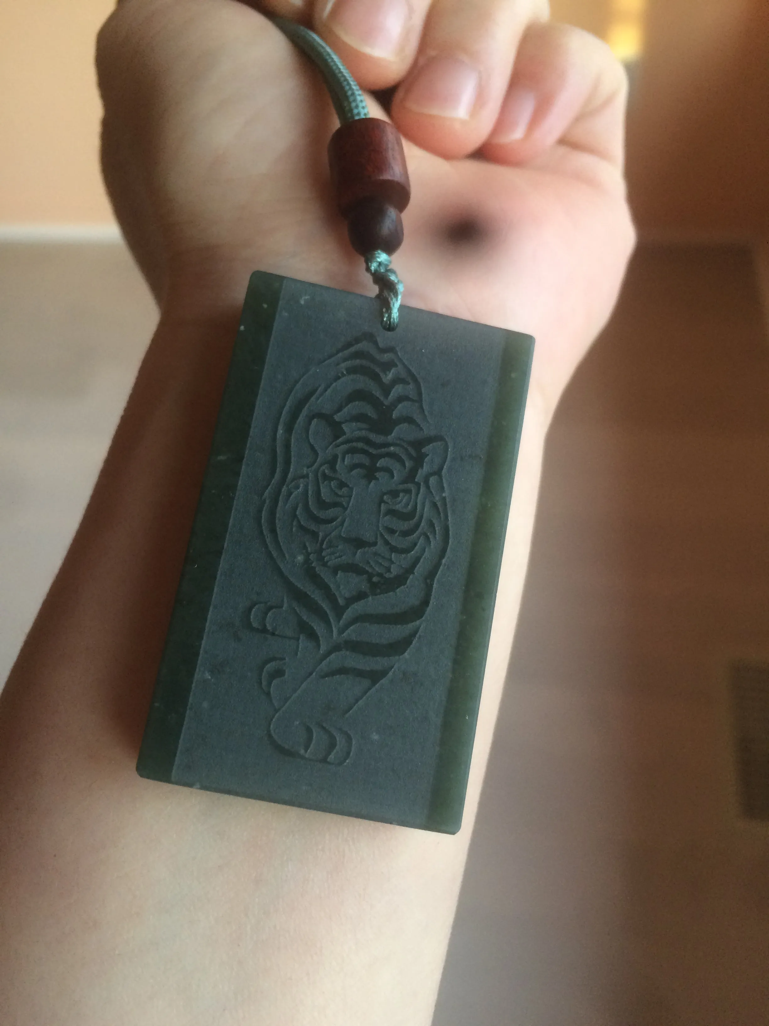 100% natural dark green/black nephrite Hetian jade (青玉) tiger safe and sound pendant J120