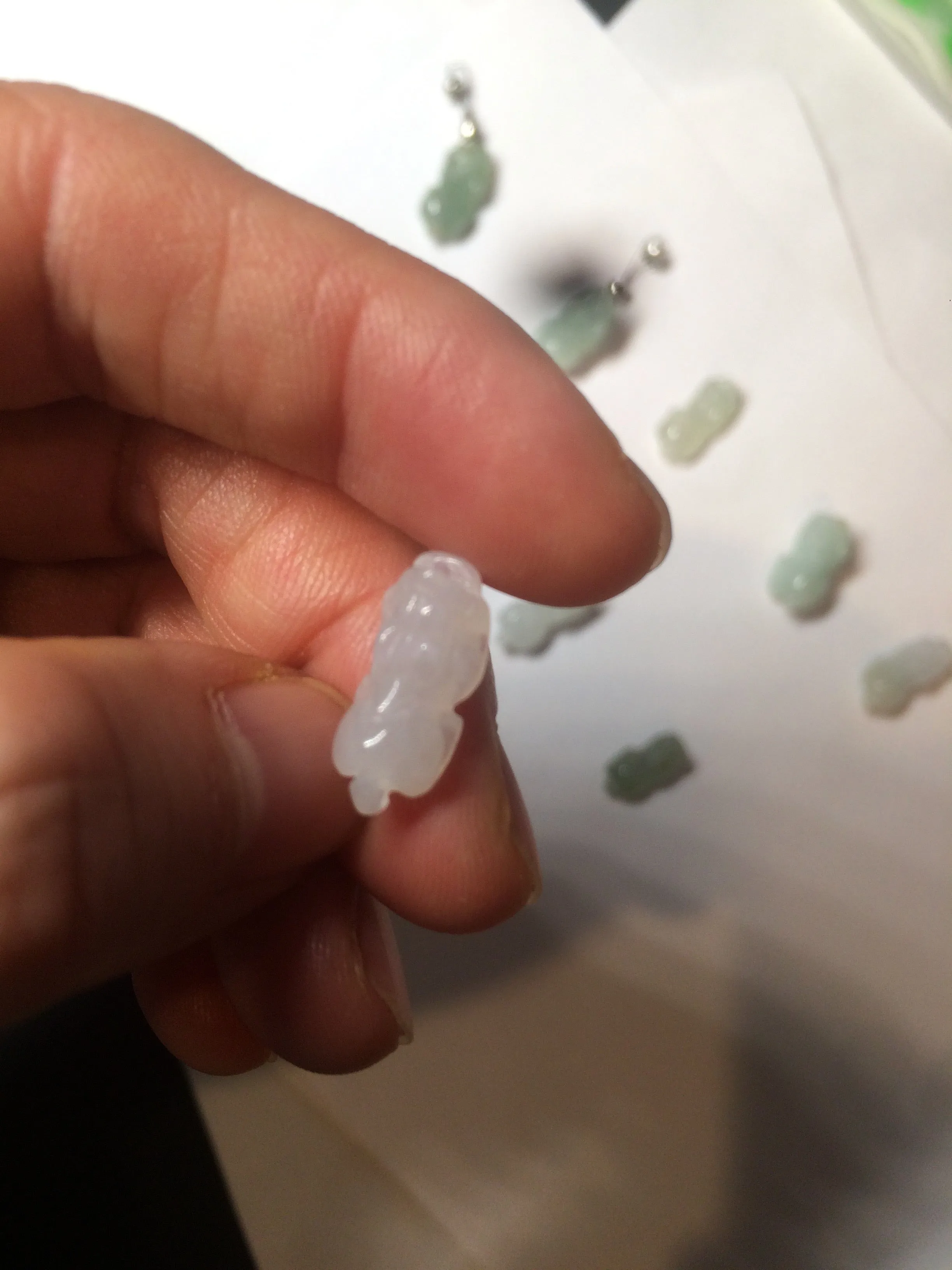 100% natural type A icy watery extra small jadeite jade green/white 3D PiXiu(貔貅) pendant BG10