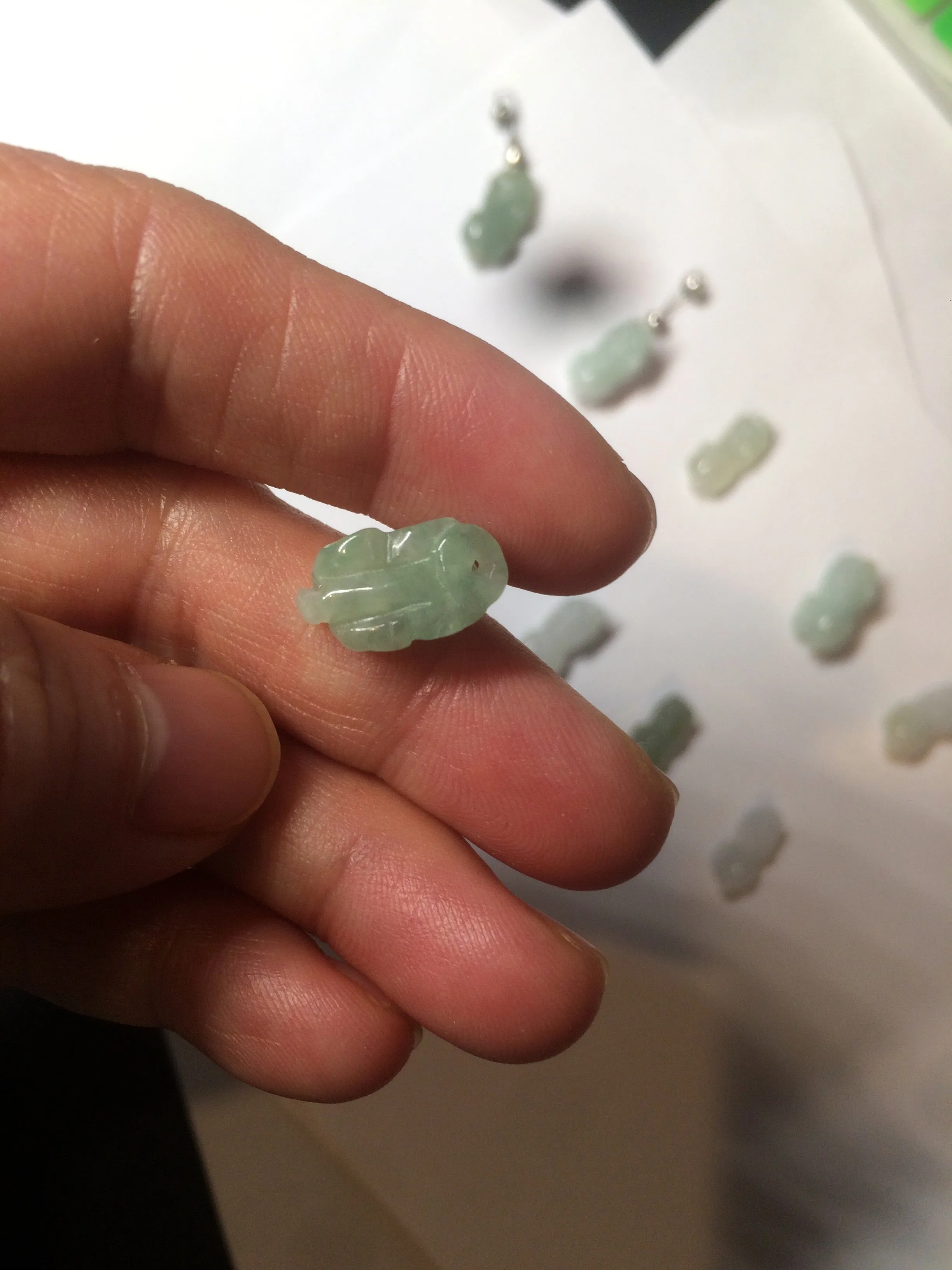 100% natural type A icy watery extra small jadeite jade green/white 3D PiXiu(貔貅) pendant BG10