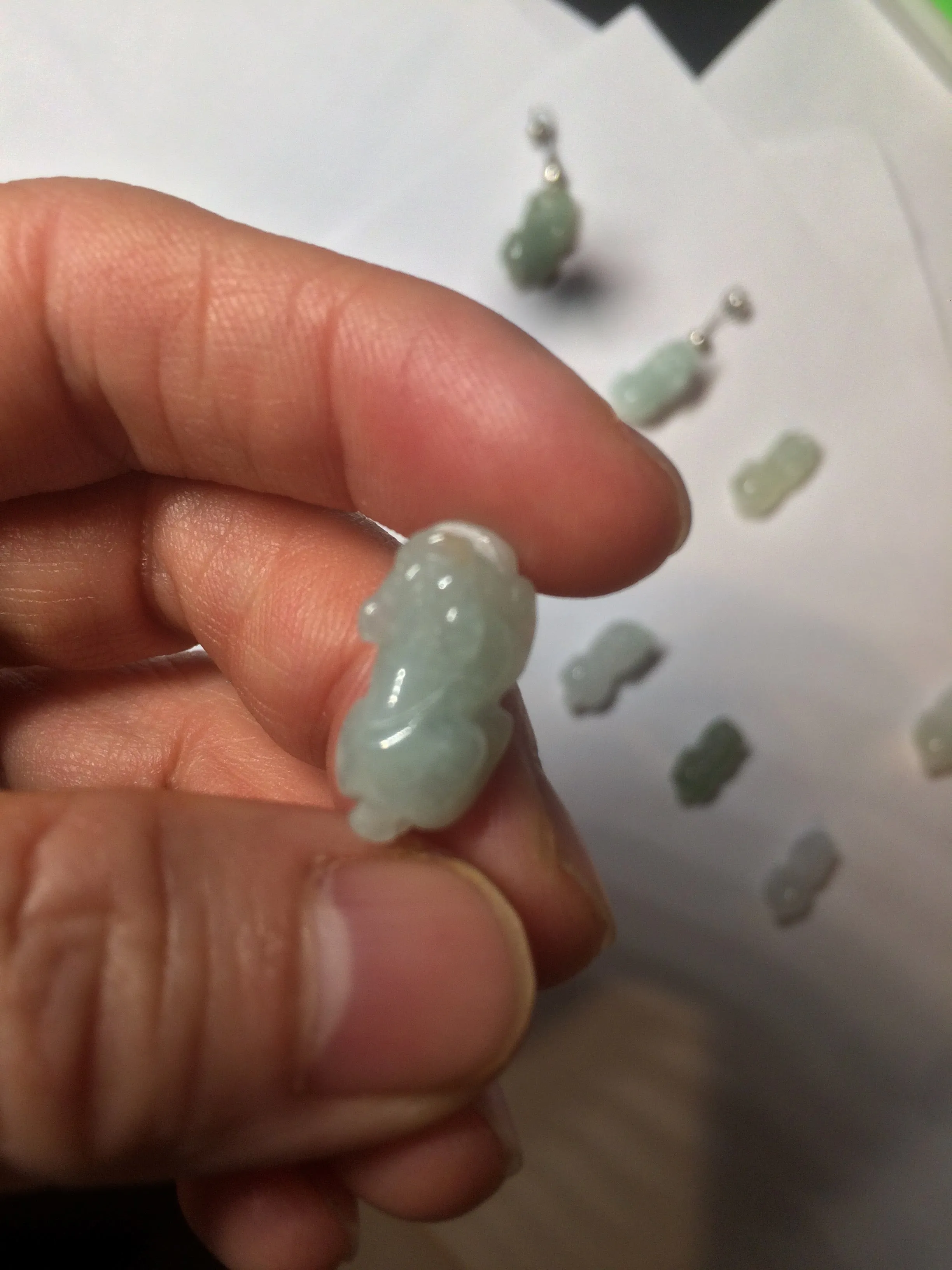 100% natural type A icy watery extra small jadeite jade green/white 3D PiXiu(貔貅) pendant BG10