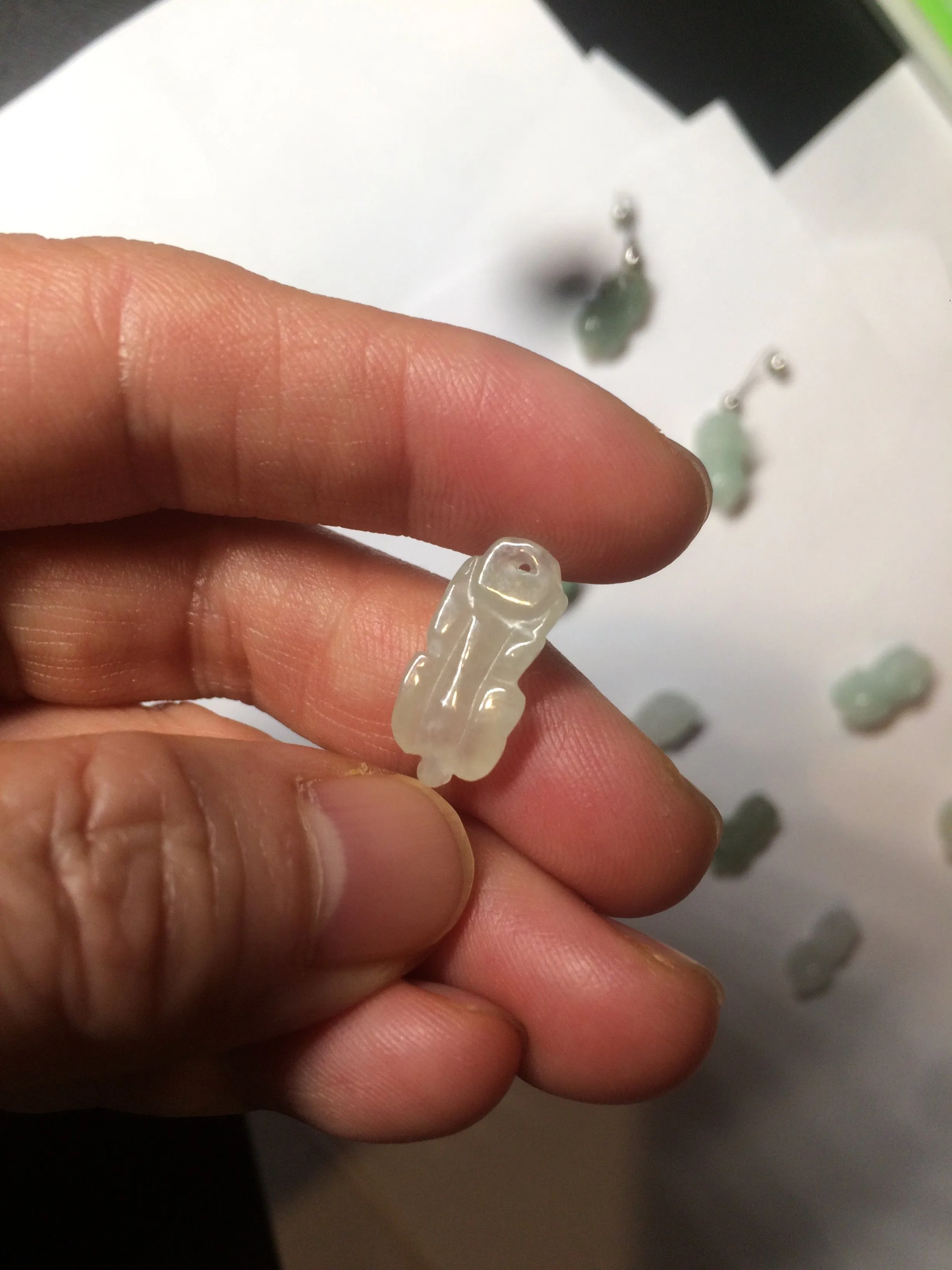 100% natural type A icy watery extra small jadeite jade green/white 3D PiXiu(貔貅) pendant BG10