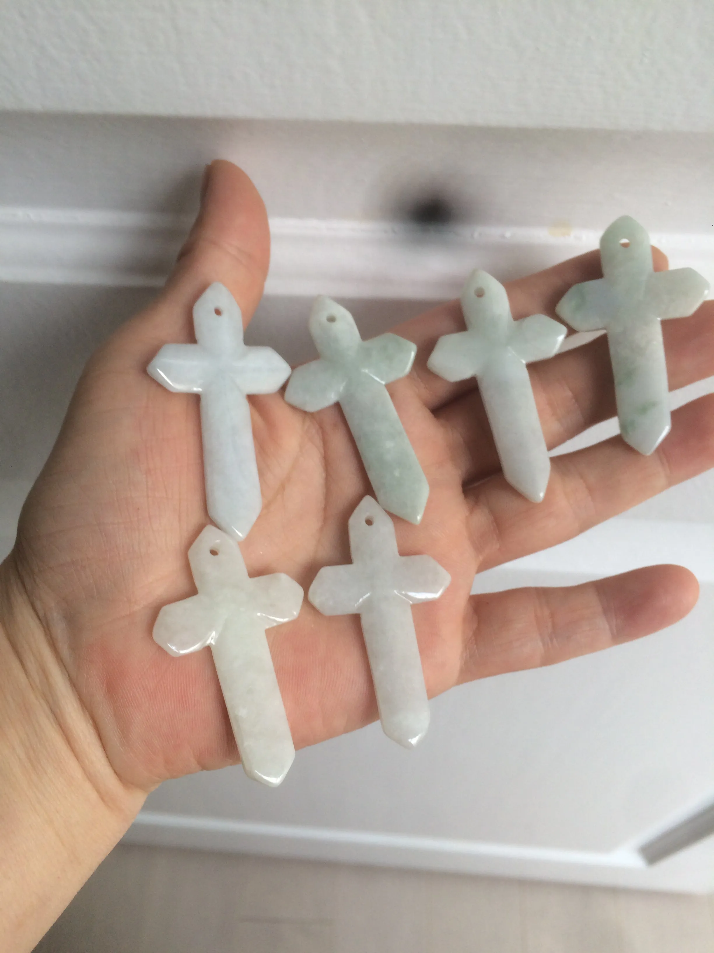 100% Natural type A light green/white/gray jadeite Jade Hand-held cross or cross pendant AY55