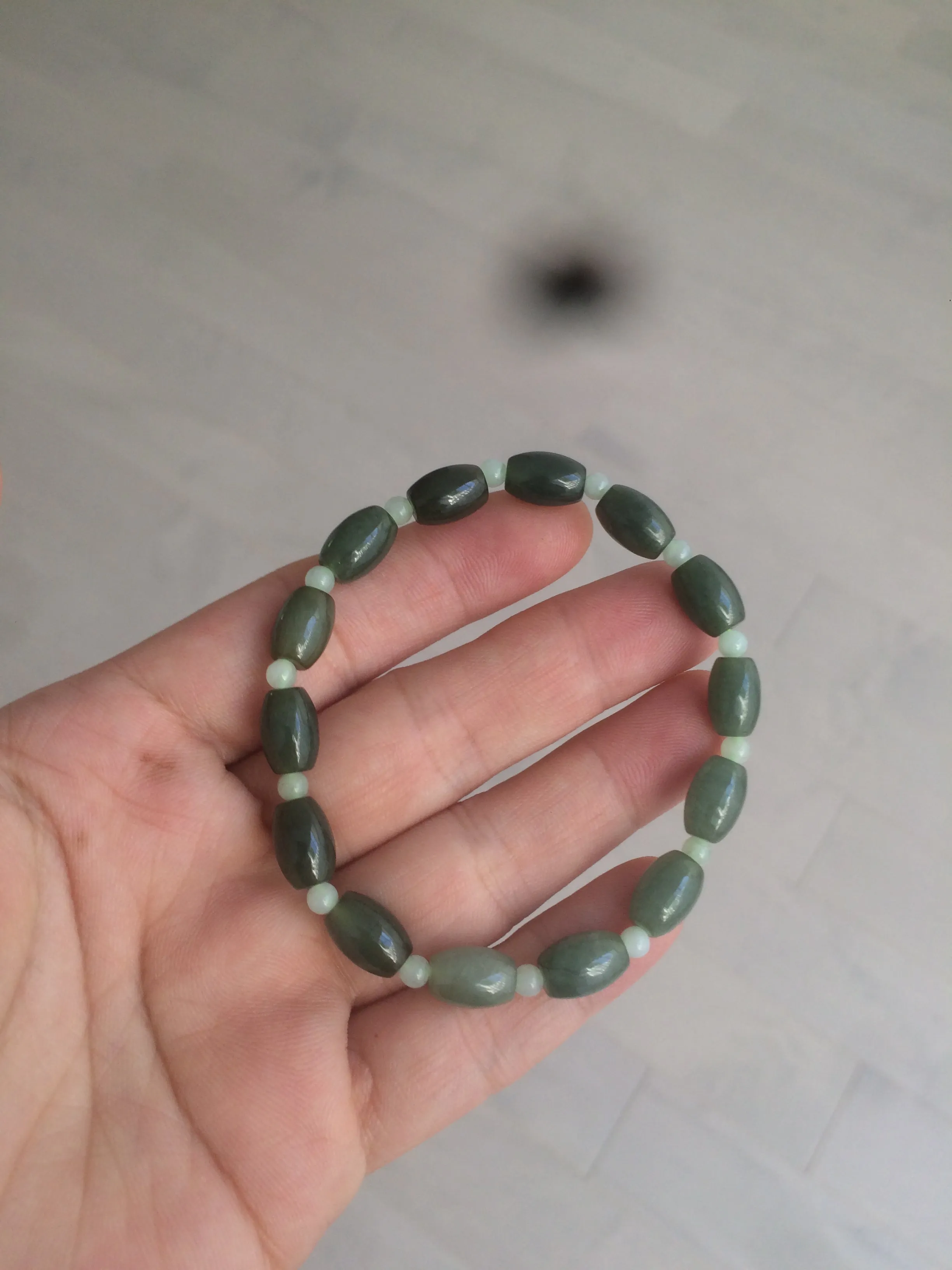 100% natural  type A oily dark green olive  round jadeite jade bead  bracelet AT91