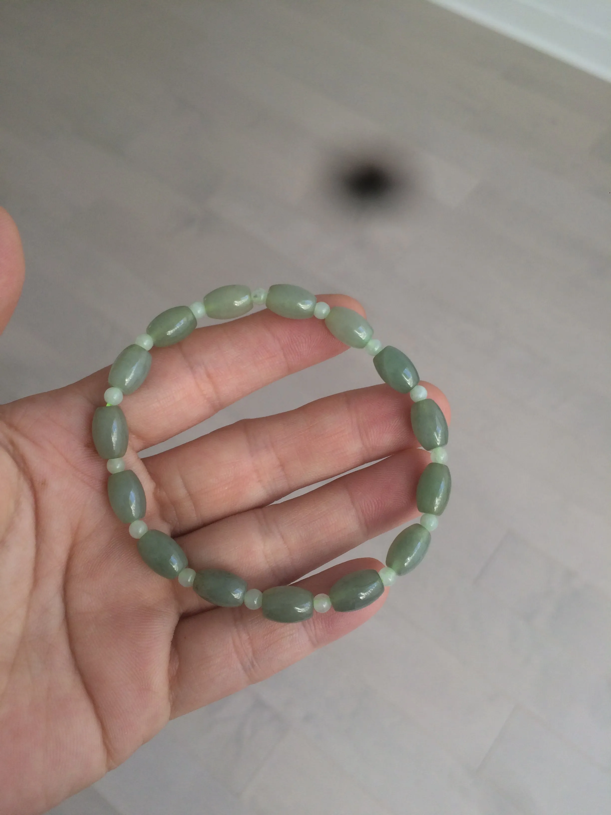 100% natural  type A oily dark green olive  round jadeite jade bead  bracelet AT91