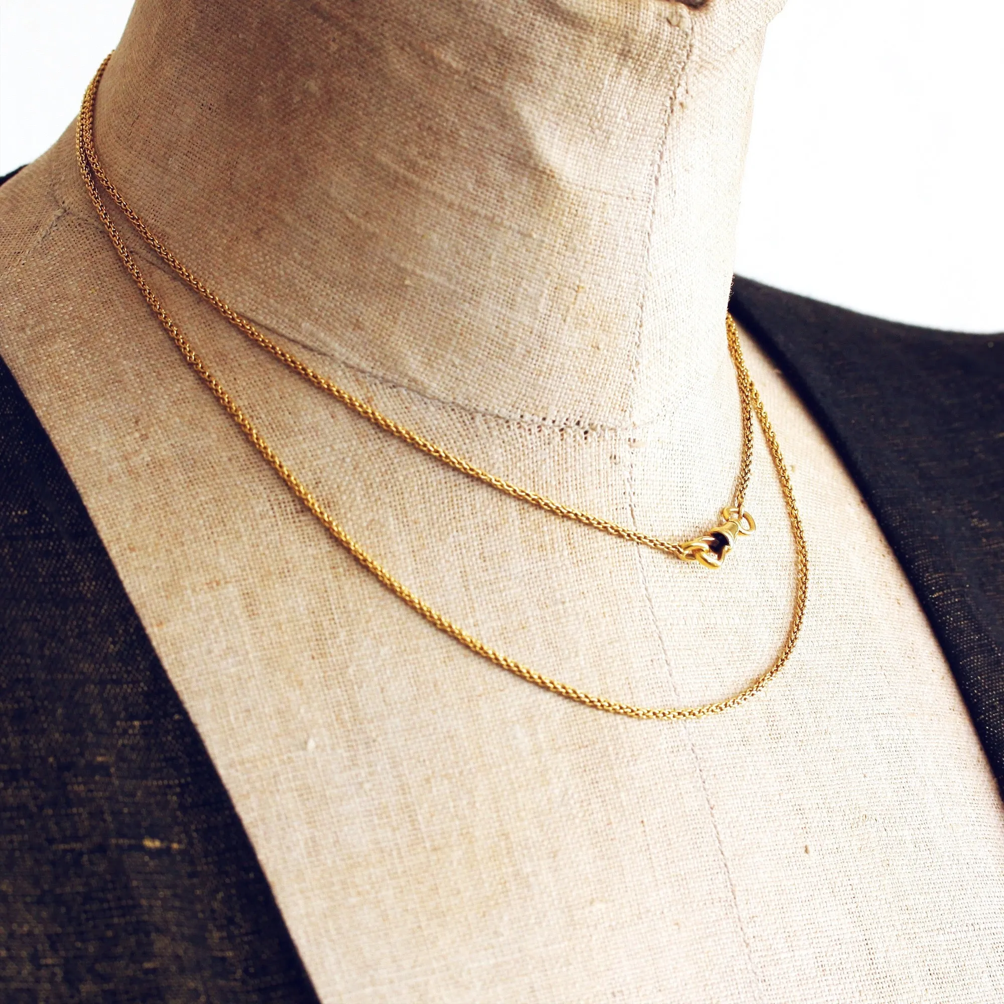 A Fine Quality Antique 18ct Gold Chain