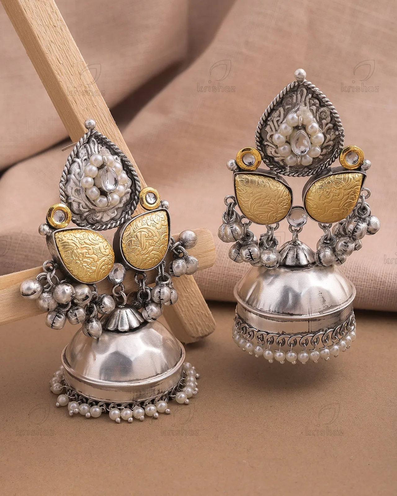 Arunya Two Tone Jhumki Earrings