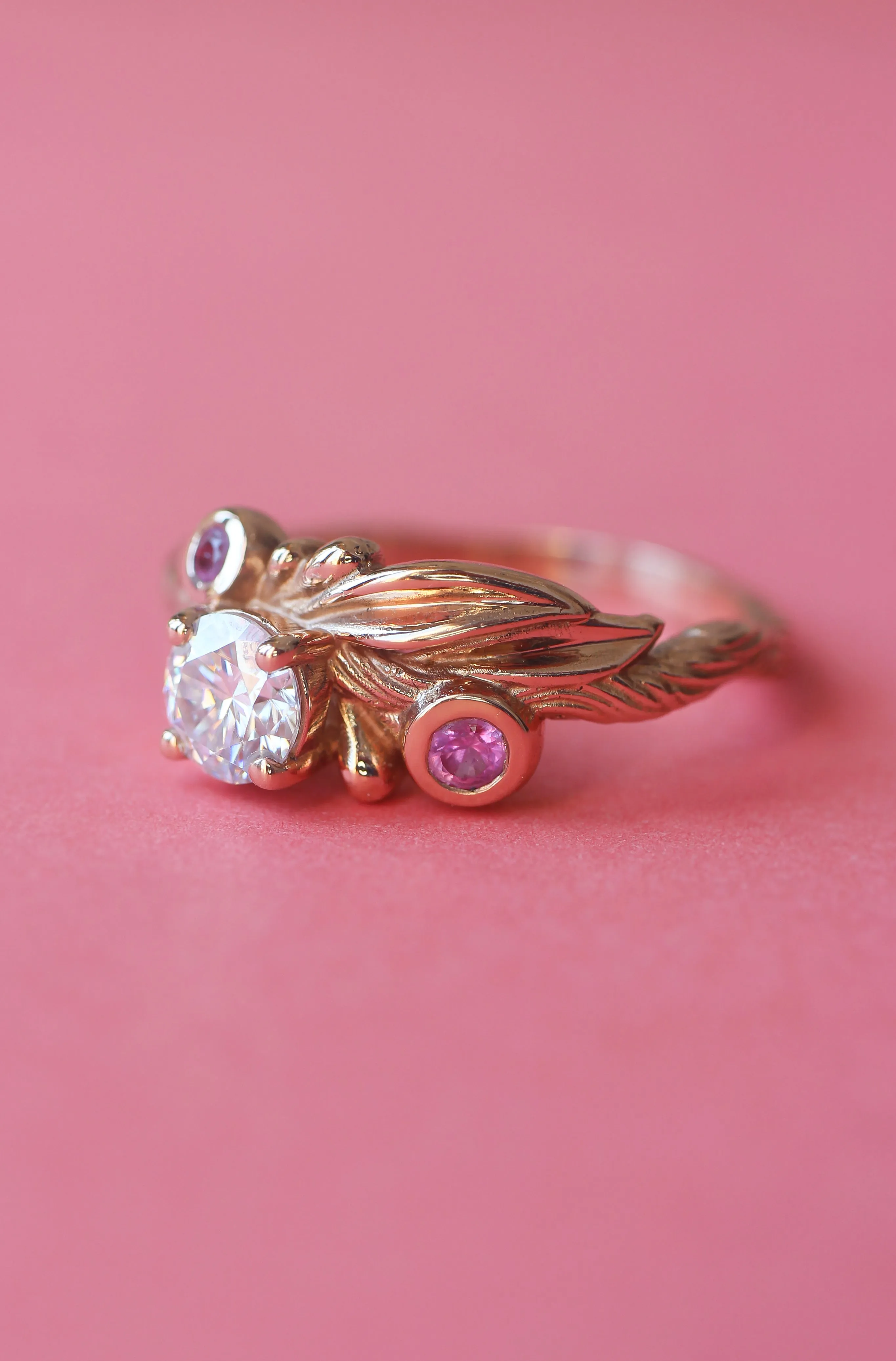 Bridal ring set with lab grown diamond and pink sapphires / Olivia