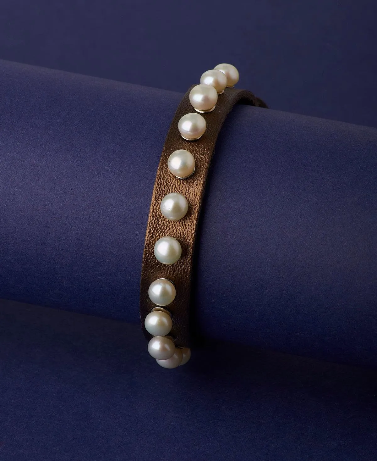 Fashionable Real Pearl Band Bracelet