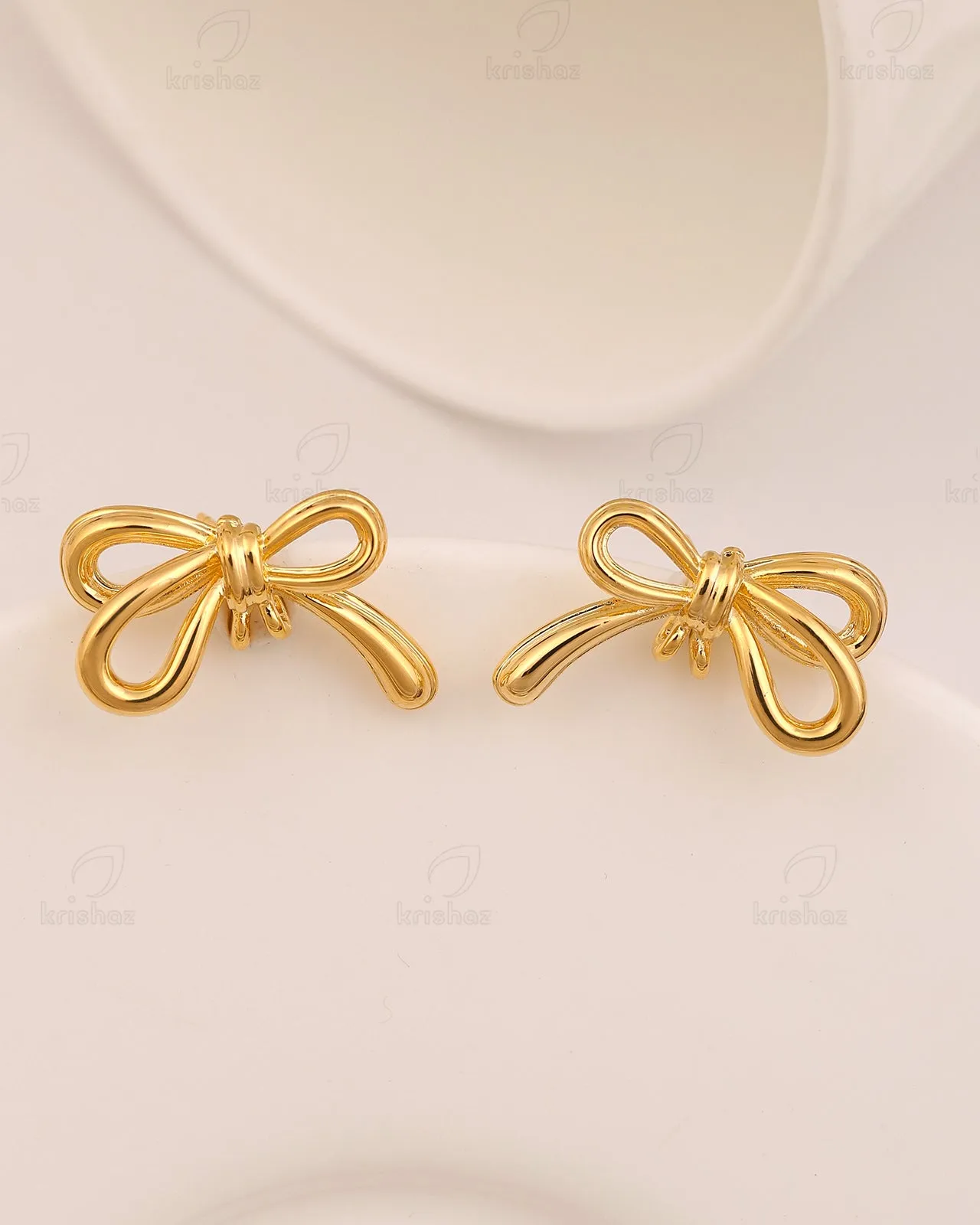 Noris Bow Fashionable Studs