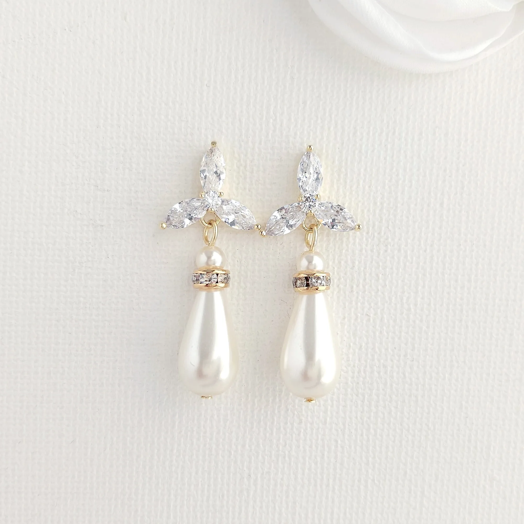 Pearl Earrings For Bridal Party in Gold- Flora