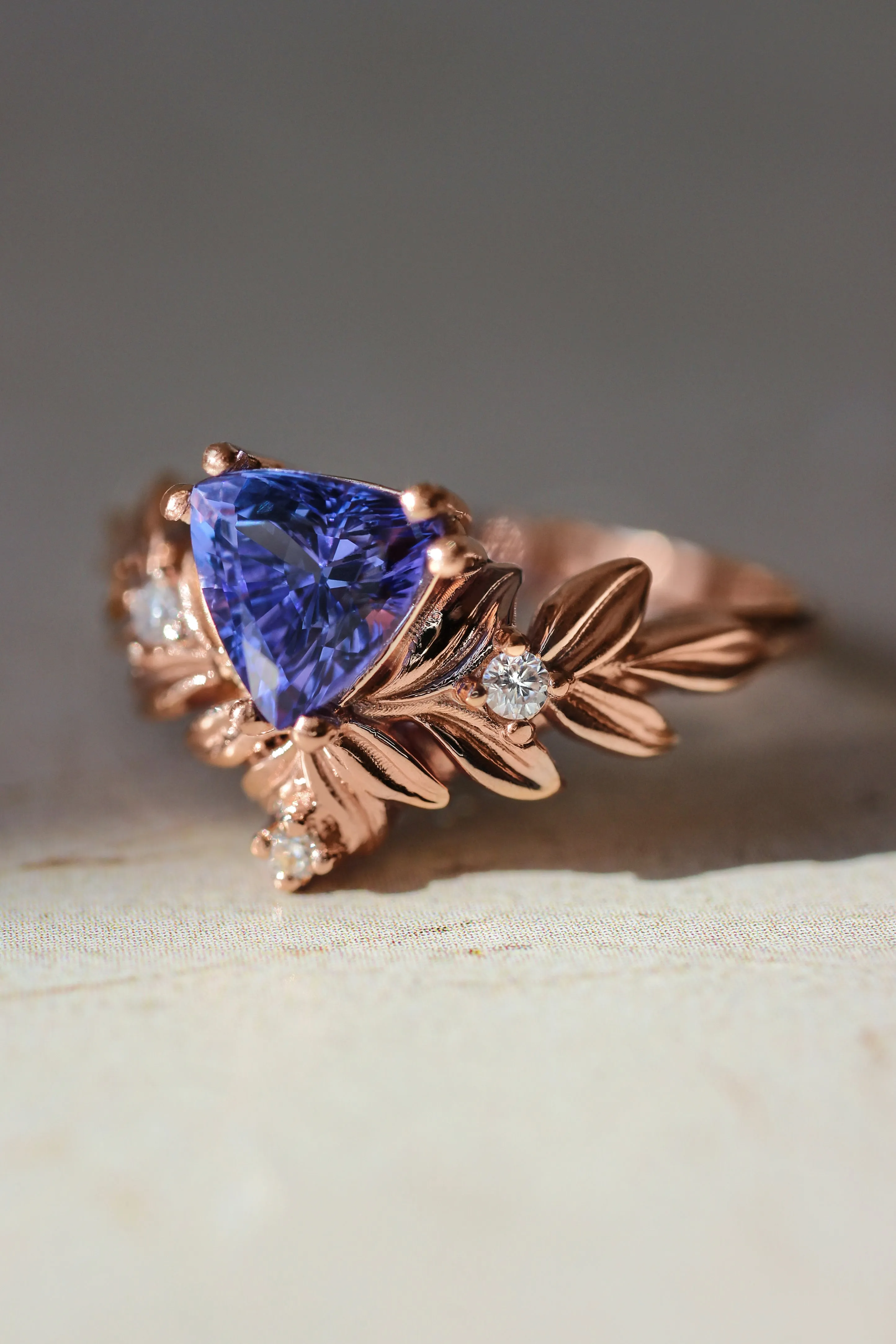 Salvia | leaf engagement ring setting for trillion gemstone