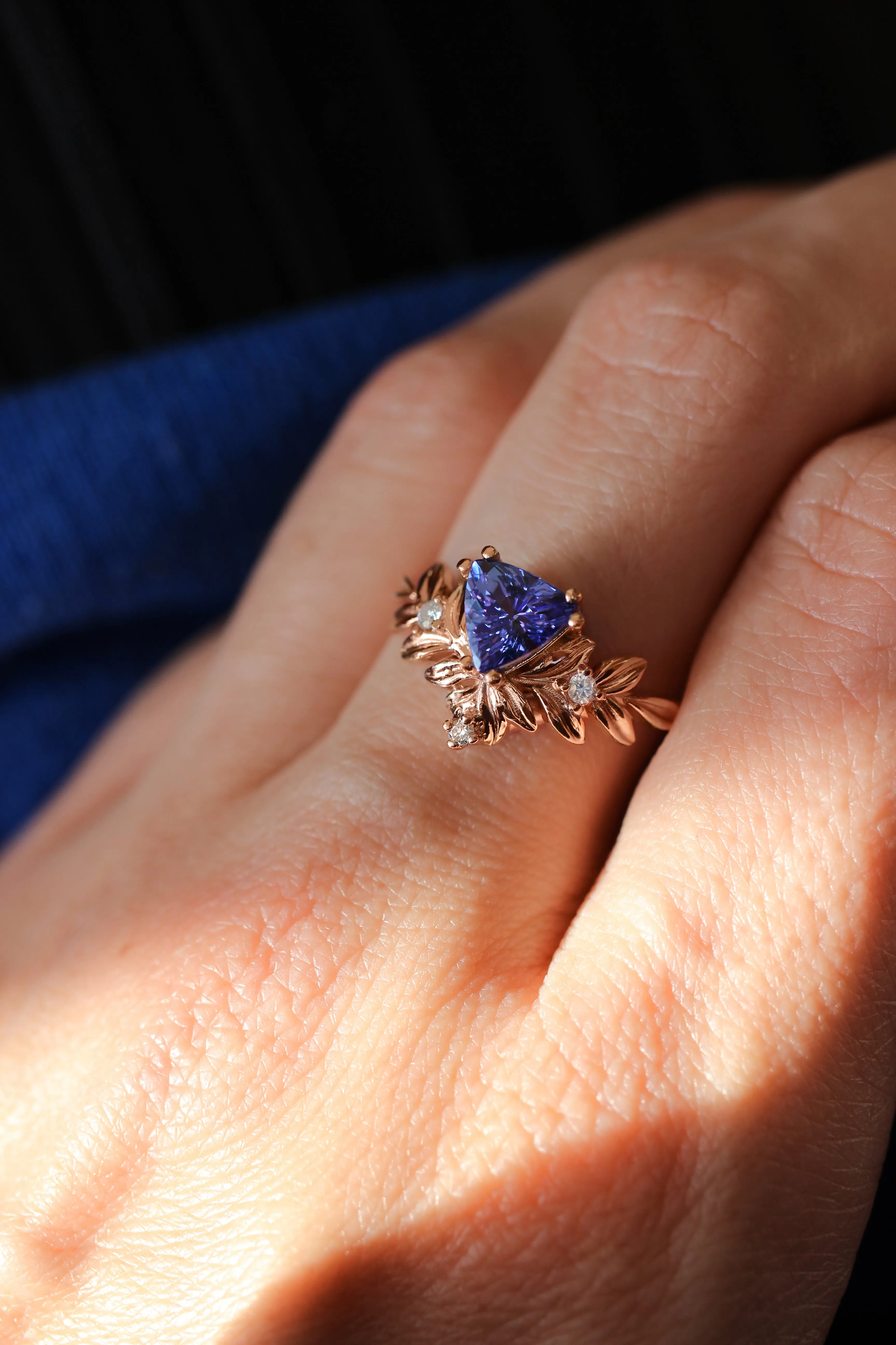 Salvia | leaf engagement ring setting for trillion gemstone