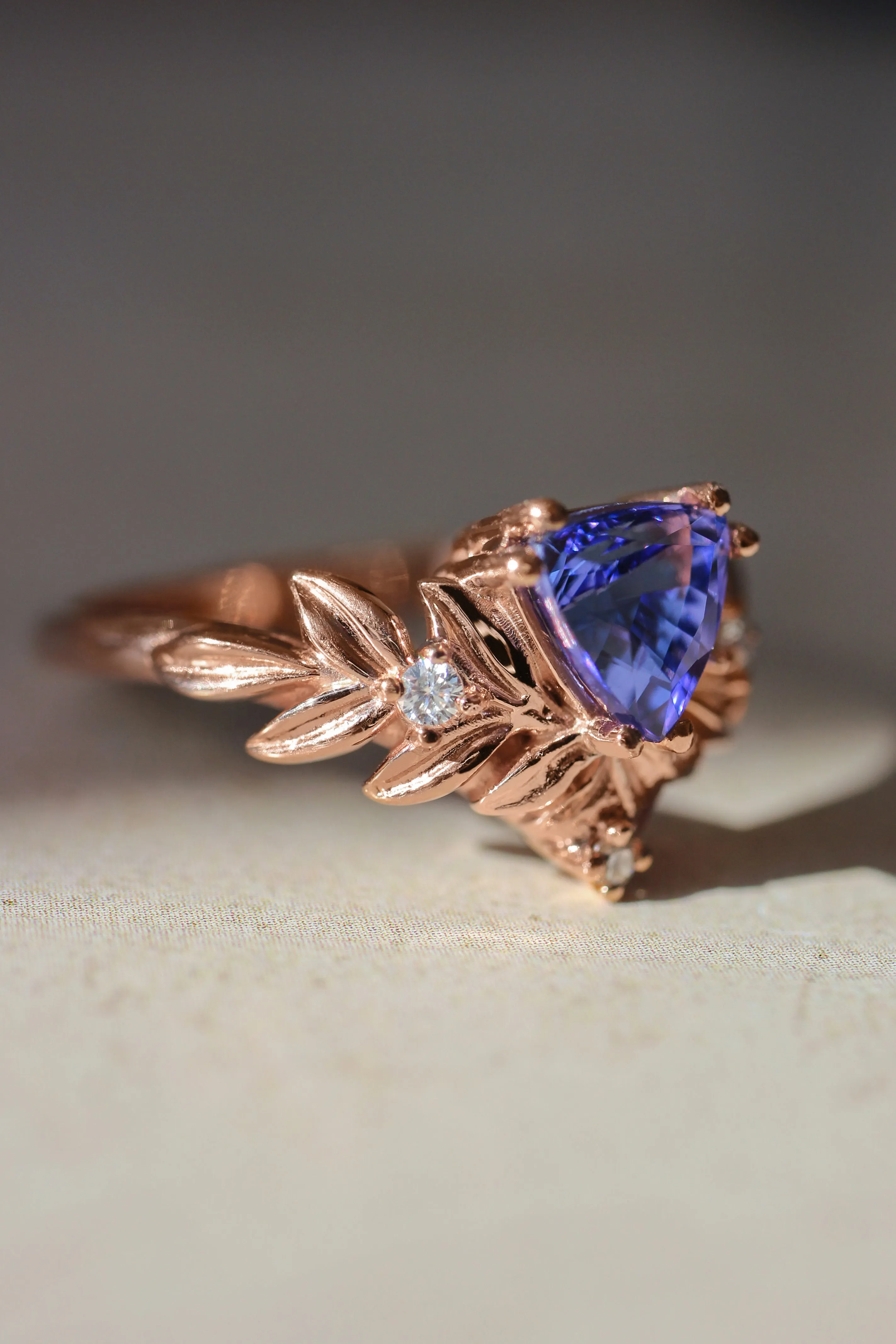 Salvia | leaf engagement ring setting for trillion gemstone