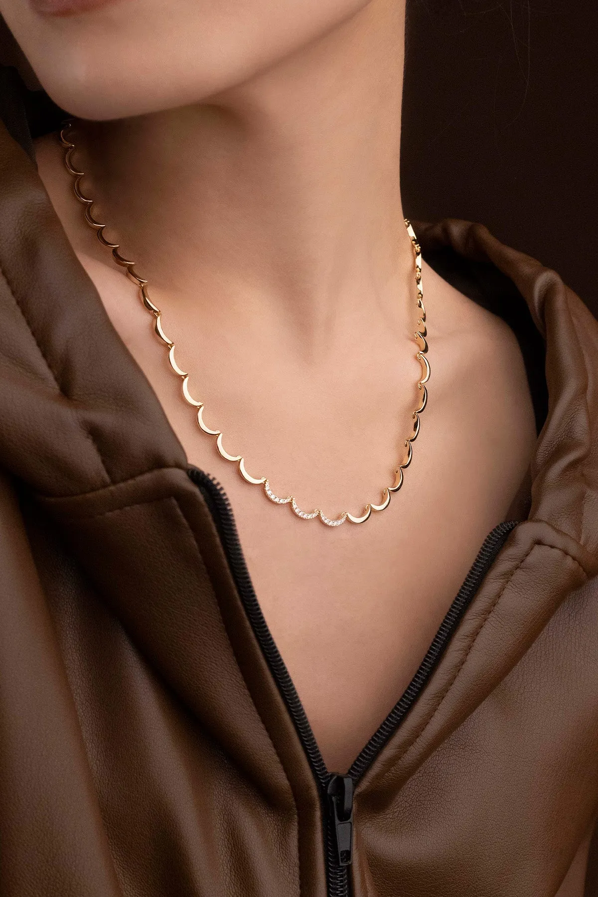 Wavy Gold Adjustable Necklace